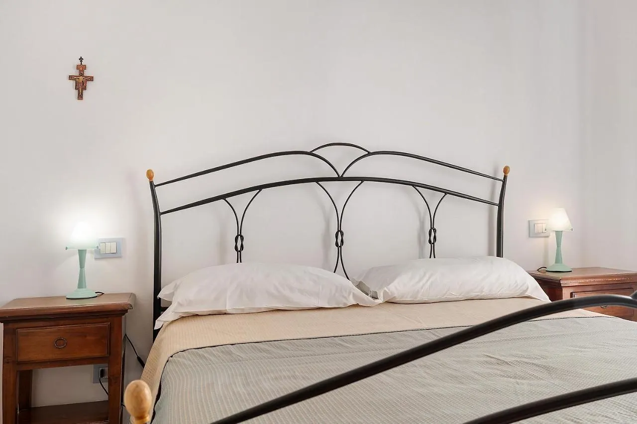 11 Mehari Apartment Varigotti Italy