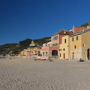 Welcome - Borgo Saraceno Varigotti